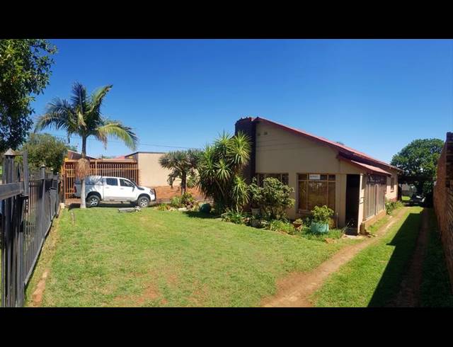 4 BEDROOM HOUSE FOR SALE IN PRETORIA GARDENS